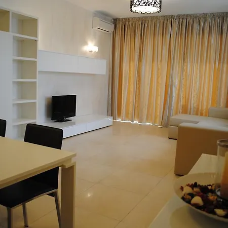 Apartament Tudor's Mamaia