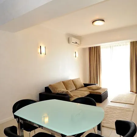 Apartament Tudor's Mamaia