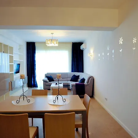 Apartmán Apartament Tudor's